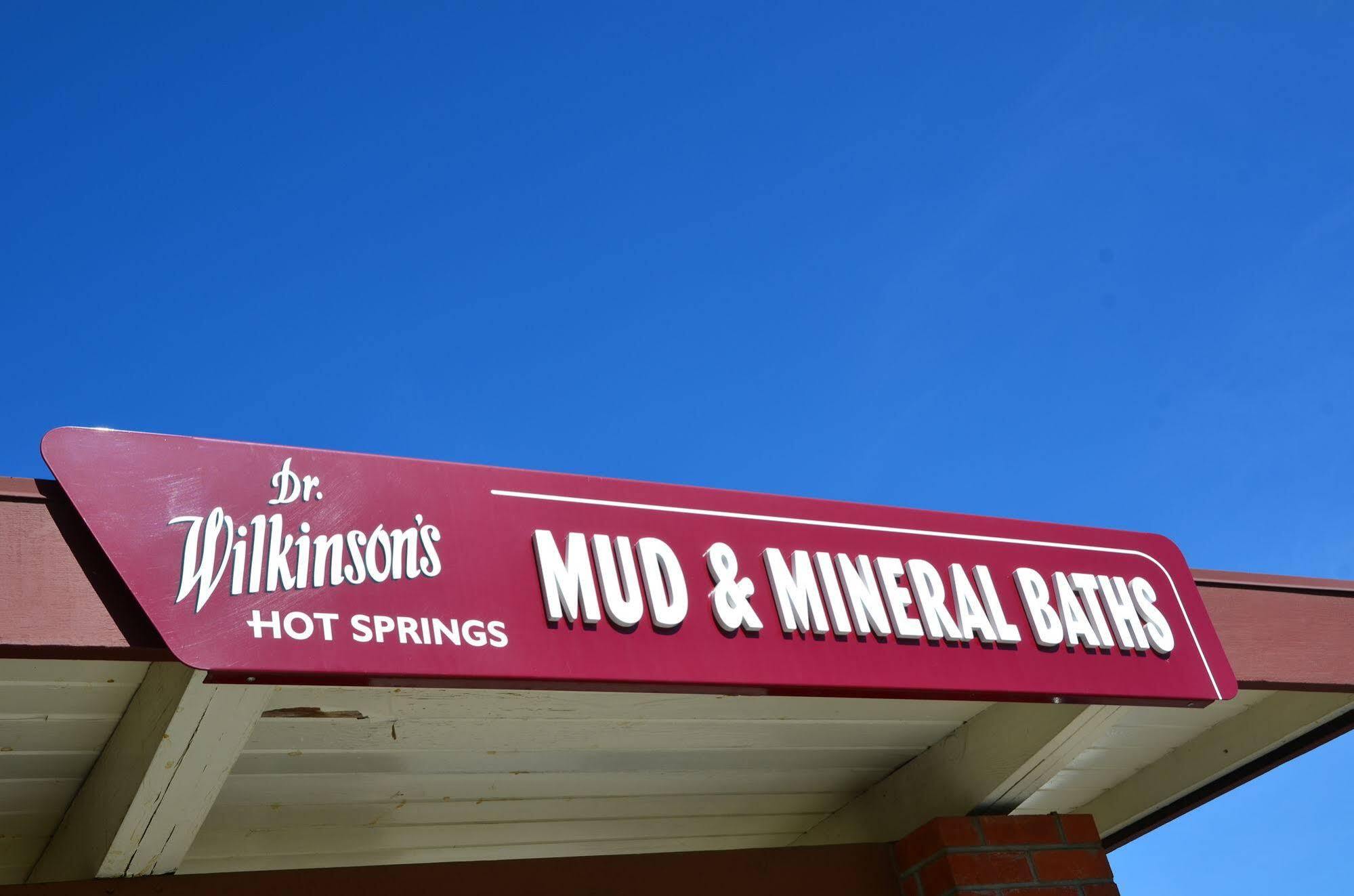 Dr Wilkinsons Backyard Resort And Mineral Springs A Member Of Design Hotels Калистога Екстериор снимка